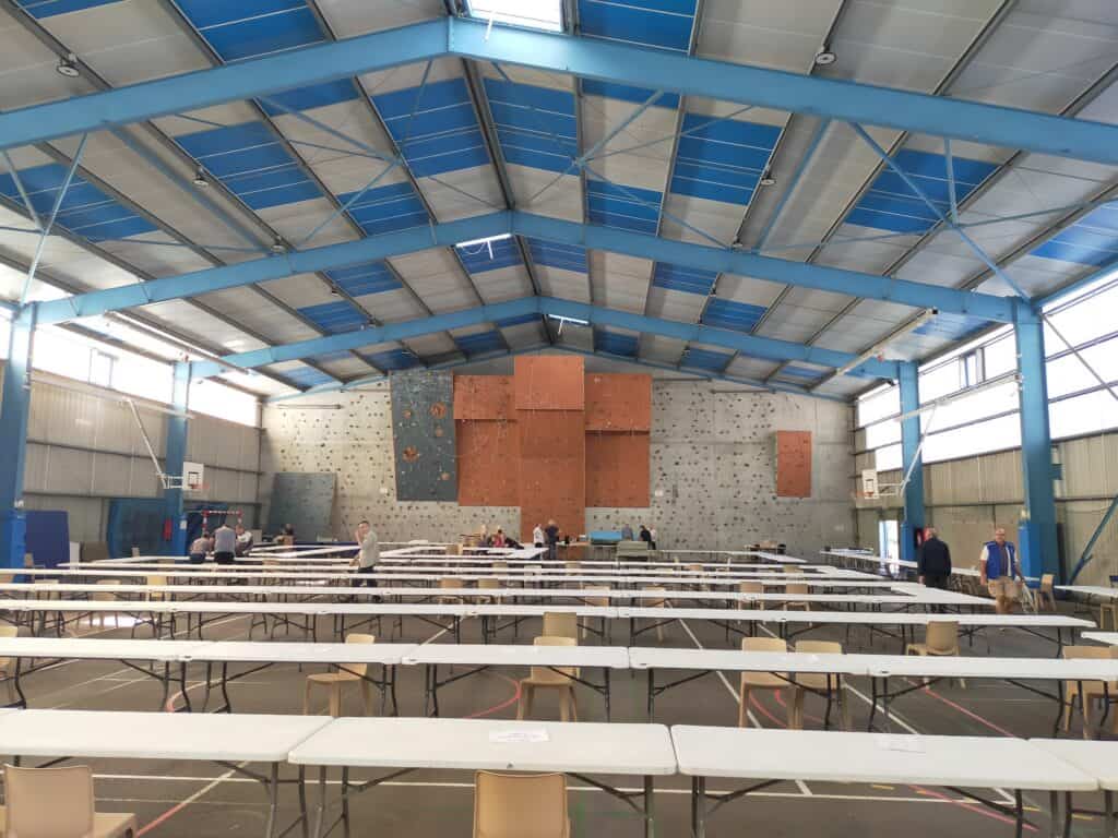 Installation des 160 tables le samedi 27